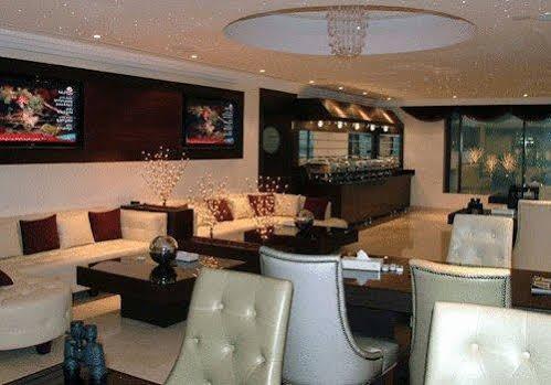 Mirage Suites Kuwait City Esterno foto