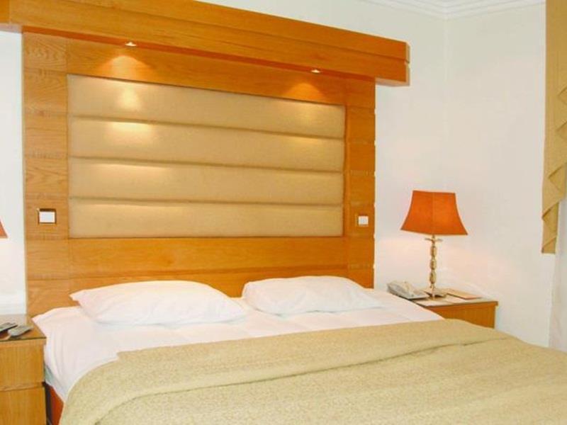 Mirage Suites Kuwait City Esterno foto
